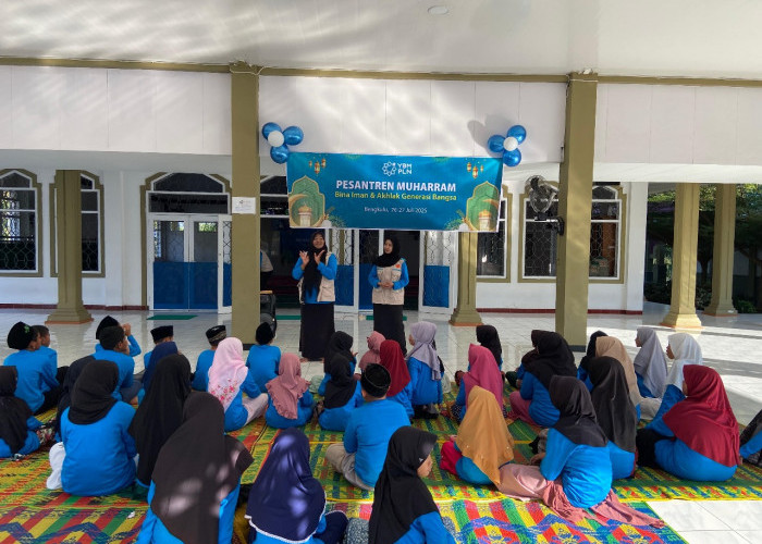 Semarak Kemerdekaan! YBM PLN UP3 Bengkulu Tanamkan Nilai Nasionalisme Lewat Pesantren Muharam