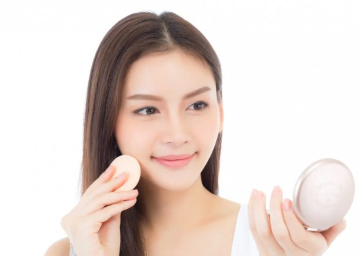 Kenali 5 Jenis Bedak Ini Biar Makeup Kamu Makin Flawless!