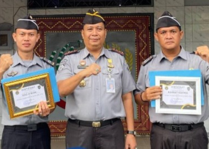 Lapas Kelas IIB Muaradua Beri Penghargaan Pegawai Berprestasi 