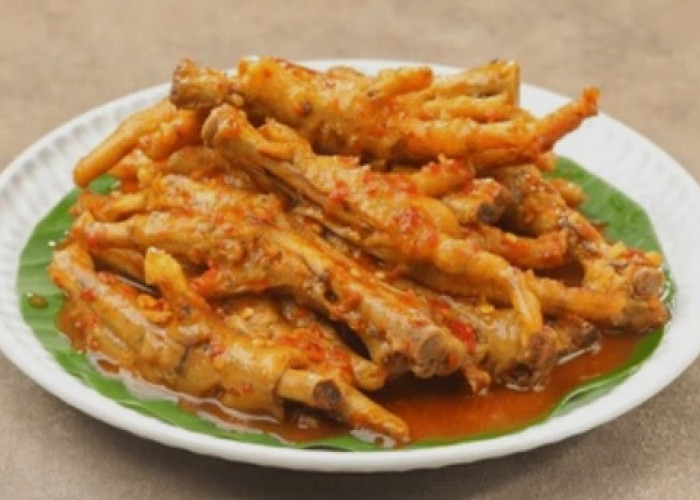 Ceker Mercon Pedas Nampol, Olahan Kaki Ayam Favorit Pecinta Pedas