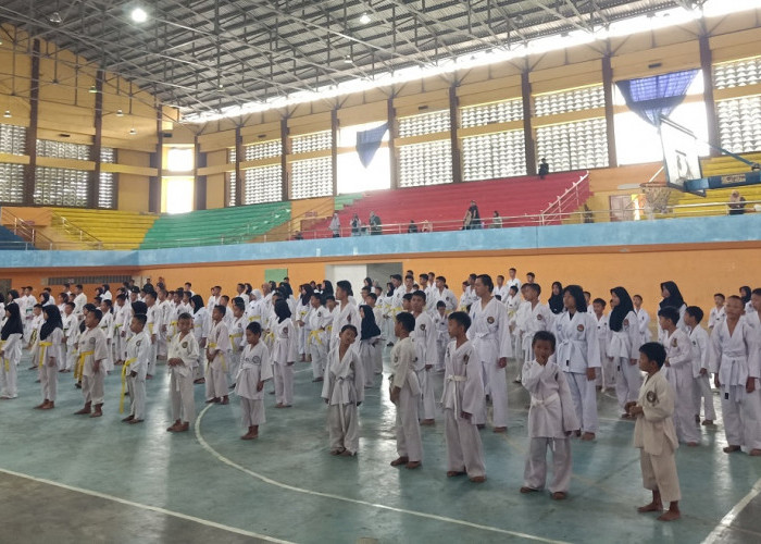 Targetkan Atlet Taekwondo Berprestasi di OKU, 241 Orang Ujian Kenaikan Tingkat