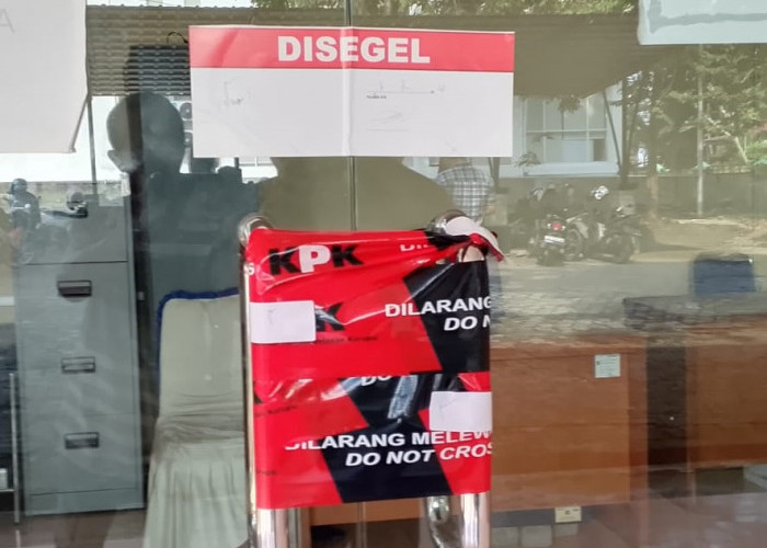 KPK OTT di Muara Enim! Bupati Edison Ikut Diamankan, 10 Orang Dibawa ke Jakarta