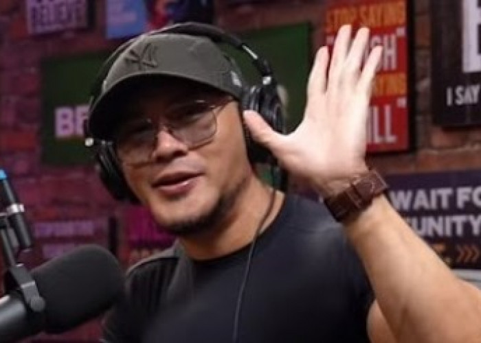 Deddy Corbuzier Cerita Tentang Keinginan Ibunya Jadi Mualaf