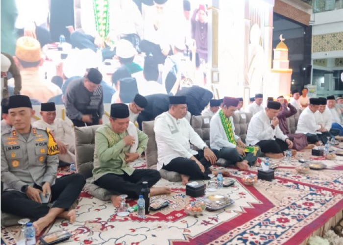 Tausiyah Ustaz Abdul Somad di OKU Selatan Diserbu Jamaah