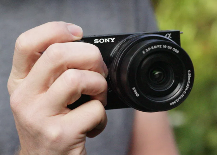 3 Kamera Mirrorless di Bawah 15 Juta dengan Fitur 4K dan Layar Flip