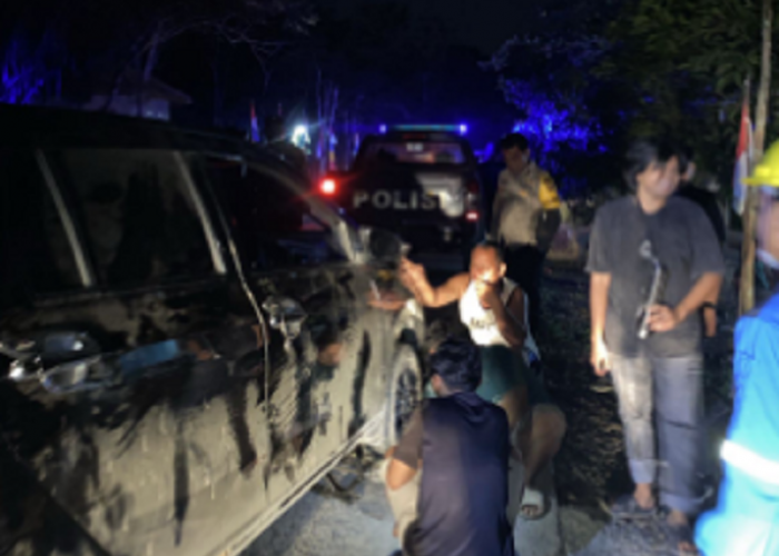 Komplotan Pencuri Kabel Trafo PLN di OKU Kepergok Warga, Panik Tinggalkan Mobil Kabur ke Hutan