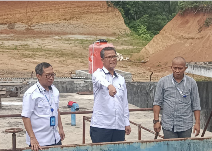 Hasan HD Nahkodai Sementara Perumda Tirta Raja 