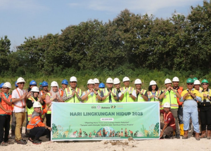 SMBR Tanam 2.700 Pohon dan Ajak Warga Bayar Kopi Pakai Sampah