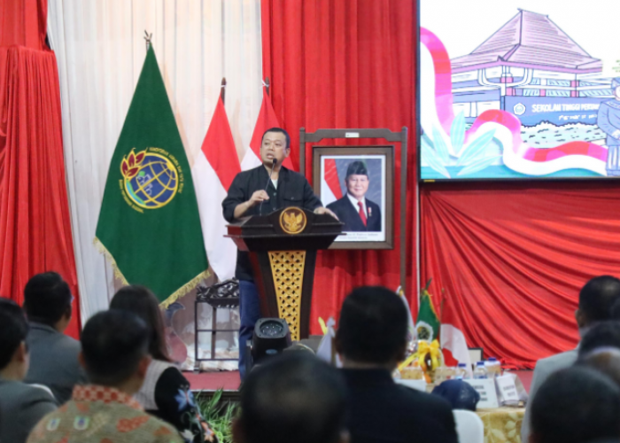 Menteri Nusron Tekankan Peran Strategis Alumni STPN