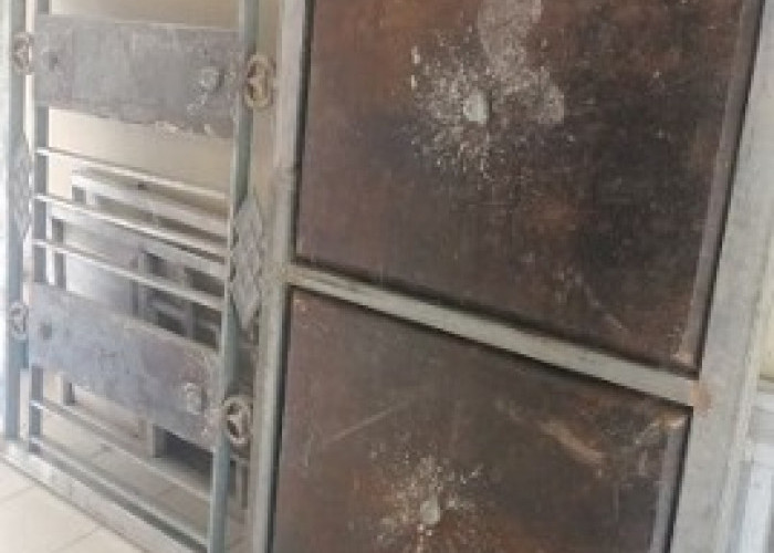 Diduga Kecanduan Judol, Sopir Ekspedisi Nekat Curi Pagar Bengkel