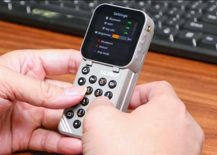 Belum Rilis tapi Bikin Penasaran: Ini Isi LILYGO T-Display SF32 Joystick 