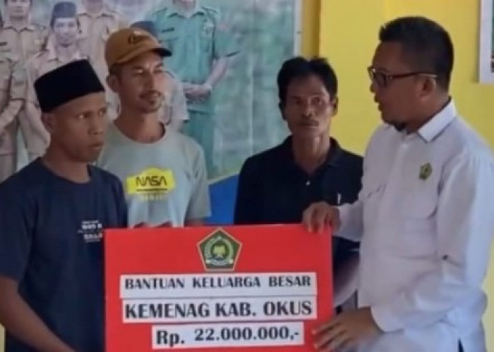 Kemenag OKU Selatan Salurkan Bantuan untuk Korban Banjir Bandang