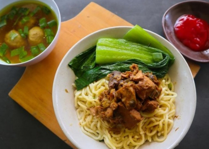 Resep Mie Ayam Praktis, Makanan Legendaris dengan Sentuhan Rumah