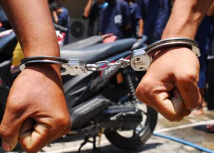 Gagal Kabur, Maling Motor di OKU Babak Belur Dihajar Massa