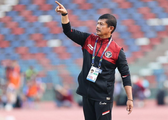 Kualifikasi Piala Asia U-23 : Selesai Drawing, Indra Sjafri Doa di Masjid Nabawi Minta Indonesia Lolos Final