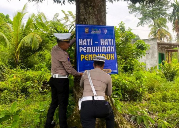 Imbau Pengendara Kurangi Kecepatan Saat Melintas di Permukiman Warga
