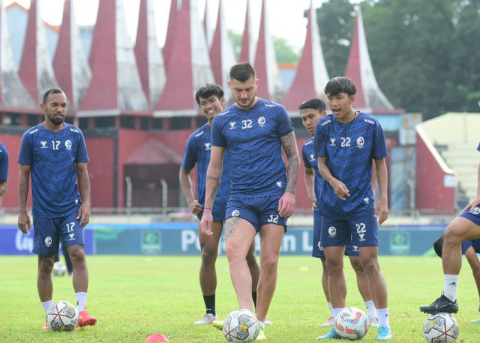 Diperkuat Tiga Pemain Baru, Sriwijaya FC Ingin Lanjutkan Tren Positif di Kandang Semen Padang   