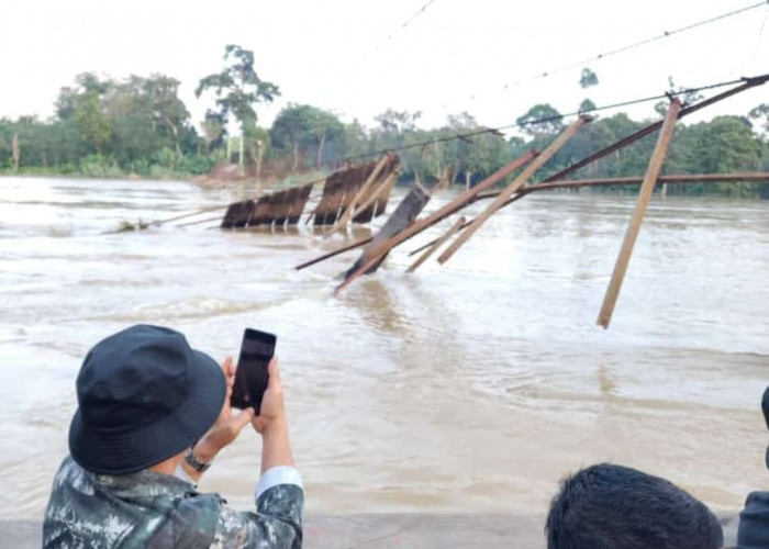 Adanya Empat Jembatan Gantung Putus Akibat Banjir, Ini yang Akan Dilakukan Pj Bupati OKU !