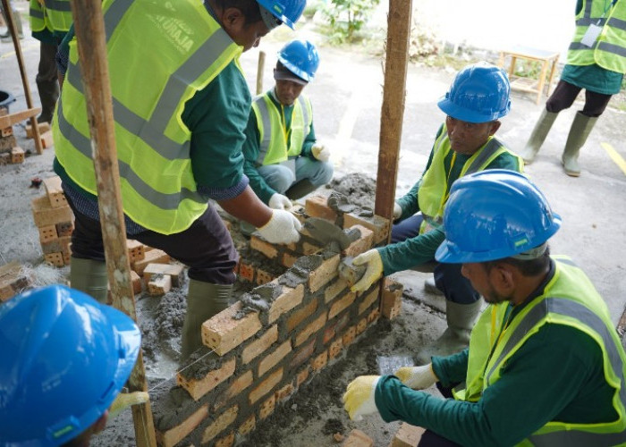 Tingkatkan Kompetensi, PT Semen Baturaja Gelar Advokasi Tukang di OKU 