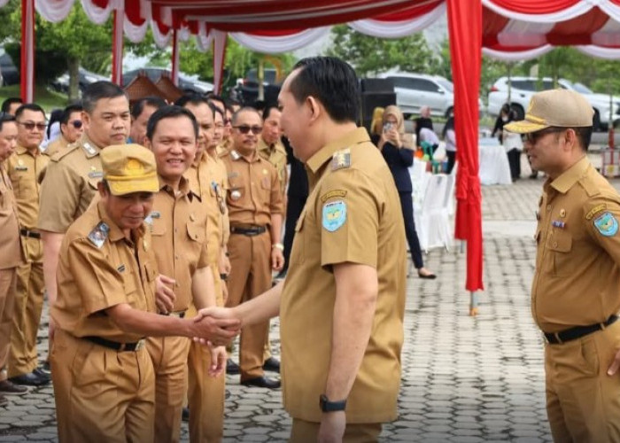 Popo Ali - Sholehien Abuasir Berpamitan dengan Para ASN