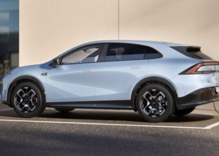 Xpeng G7 EREV Resmi Hadir 2026, SUV Listrik Bisa Jalan 1.700 Km Tanpa Takut Kehabisan Daya!