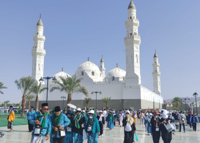 CHJ OKU Timur Jalani City Tour Religi di Madinah