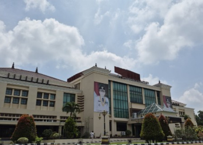 Dana Pusat Belum Cair, Pembayaran Gaji Perangkat Desa  di OKU Timur Tertunda