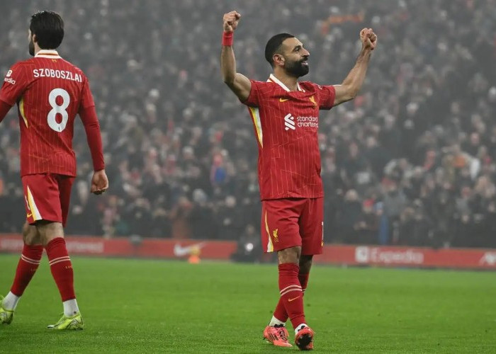 Salah Cetak Gol Kandang ke-100! Liverpool Balikkan Keadaan dan Menang 3-1!