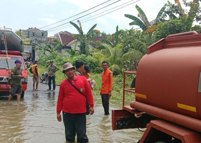 BPBD OKU Terjunkan Alat dan Personil ke Lokasi Banjir