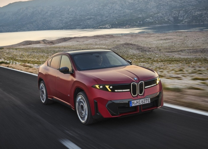 Mengenal BMW iX4: Mobil Listrik dengan Jarak Tempuh Sampai 827 km