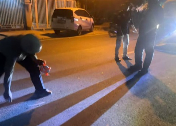 Pelajar di OKU Timur Tewas Usai Motor Jatuh Saat Salip Truk LPG