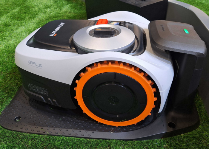 Segway dan Roborock Bikin Kaget di CES 2026, Robot Potong Rumputnya Canggih Banget