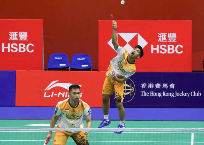 Kalahkan Seniornya, Sabar/ Reza Melaju ke 16 Besar Hong Kong Open 2024