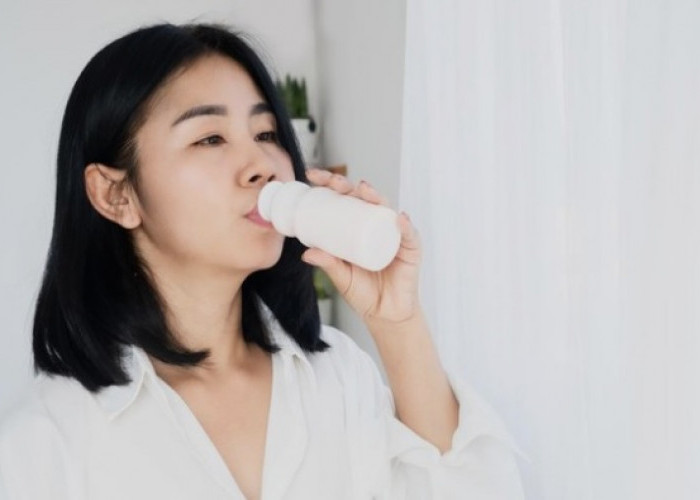 Penasaran dengan Yakult Biru? Ini Resep dan Keamanannya untuk Tubuh