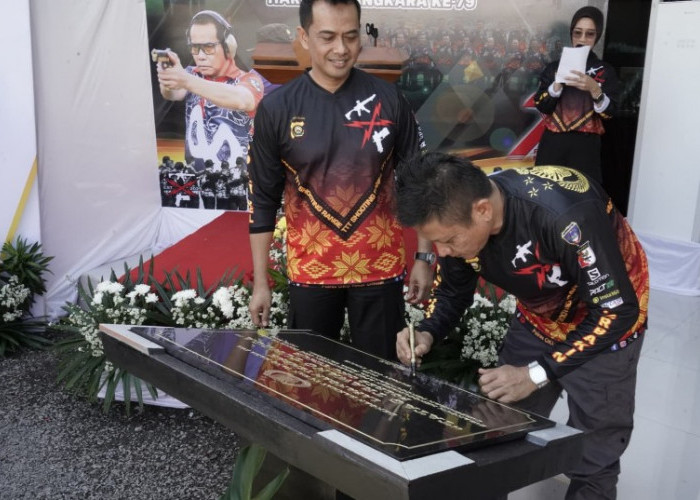 Bupati OKU Timur Resmikan Lapangan Tembak dan Buka Kapolda Sumsel Cup 2025