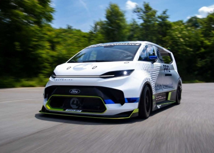 Ford Bikin Van Lebih Kencang dari Supercar!