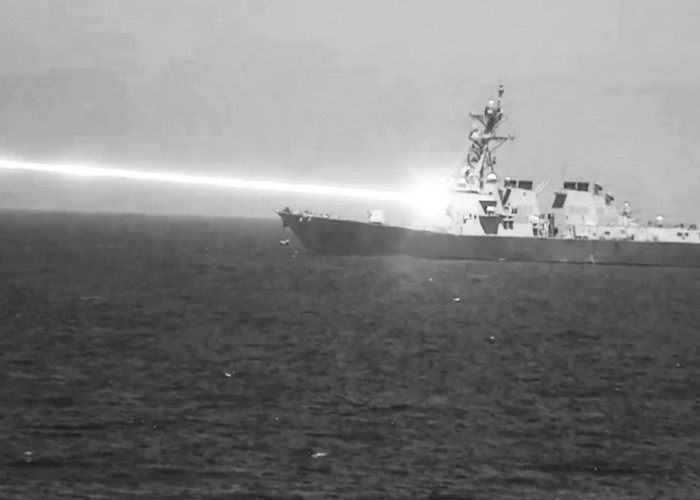 USS Preble Berhasil Uji Coba Senjata Laser HELIOS, Senjata Masa Depan AL AS