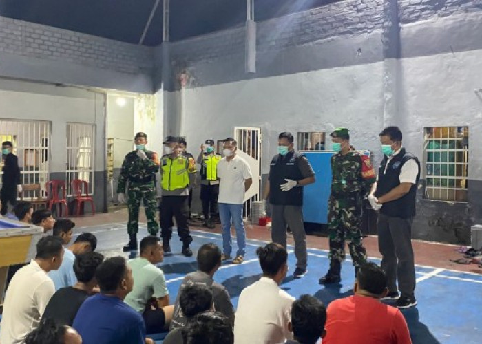 Libatkan TNI-Polri, Gelar Razia Pastikan Blok Hunian Bebas Barang Terlarang