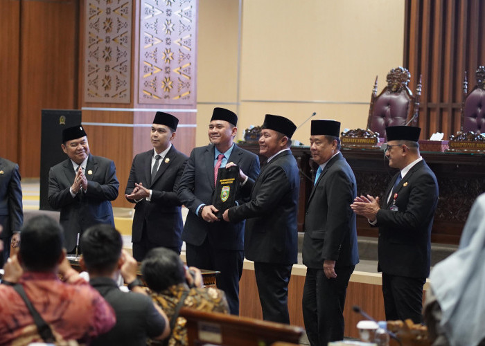 Rapat Paripurna XIII DPRD Sumsel: Gubernur dan DPRD Sumsel Sepakat Rancangan Awal RPJMD 2025–2029