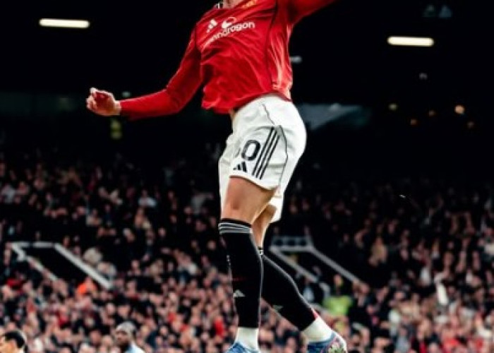 Comeback Dramatis! Manchester United Tembus Tiga Besar