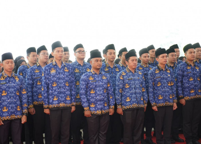 197 CPNS OKU Timur Resmi Diangkat Jadi PNS, Bupati Enos Beri Pesan Khusus