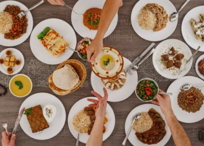 Cara Bijak Mengatur Pola Makan Saat Lebaran