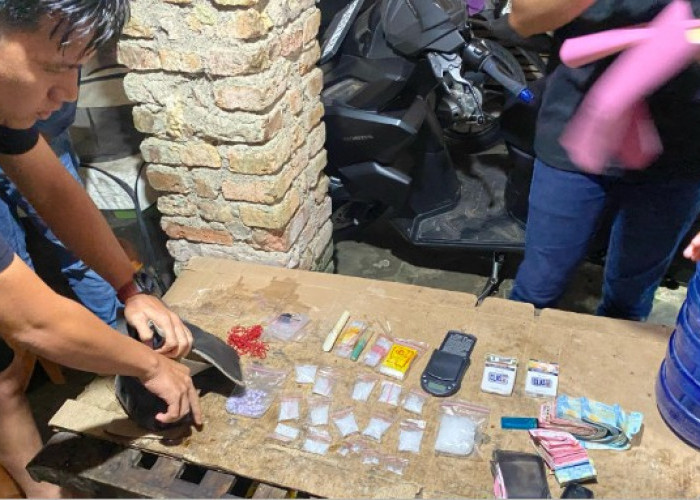 Warga Baturaja Ditangkap Polisi Diduga Jadi Pengedar Sabu di OKU Selatan