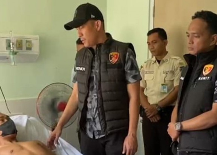Jenguk Dua Korban Penusukan Tersangka Curanmor, Biaya Perawatan Ditanggung Polri