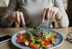 Lebaran Tanpa Drama Timbangan Naik: Ini Cara Cerdas Mengontrol Pola Makan