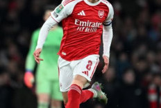 Barcelona dan Atletico Madrid Berebut Martin Odegaard