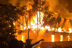Breaking NEWS! Rumah Panggung di KPR OKU Ludes Terbakar