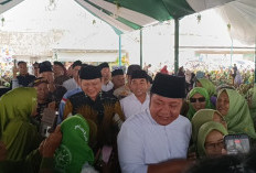 Ribuan Jamaah Hadiri Pengajian Akbar 1 Abad NU di OKU Timur