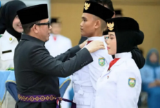36 Paskibraka OKU Dikukuhka, Siap Kibarkan Merah Putih 