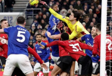 Tekuk Everton, Manchester United Dekati Tiga Besar